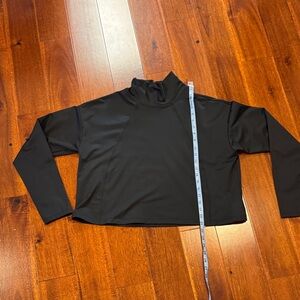 Athleta long sleeve top. Size large.